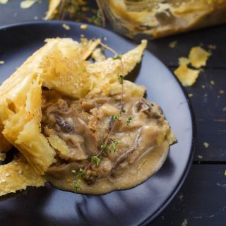 Creamy Mushroom Pie placinta cu ciuperci reteta