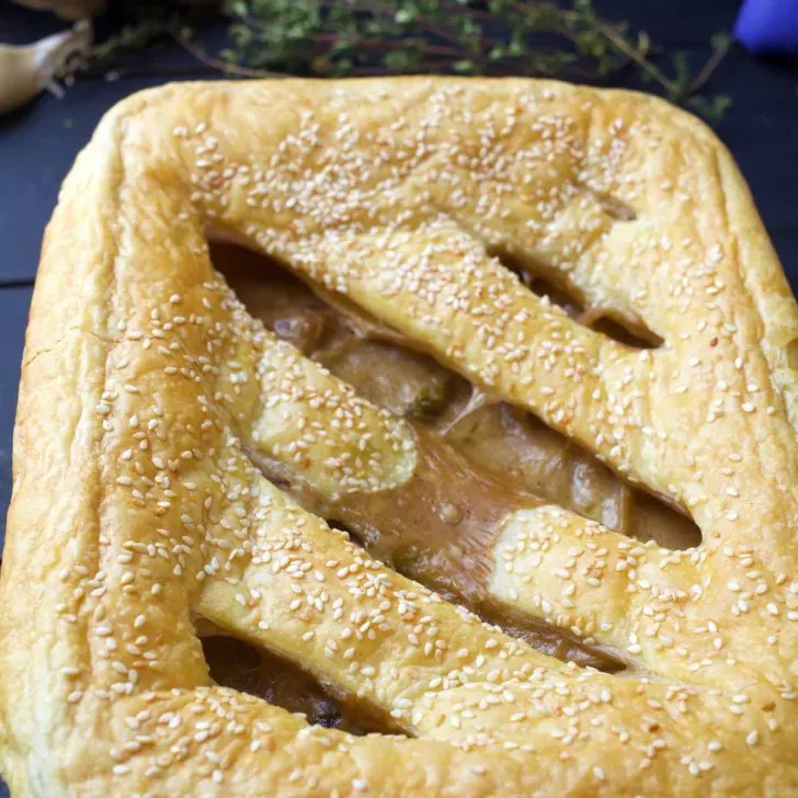 Creamy Mushroom Pie puff pastry placinta cu ciuperci