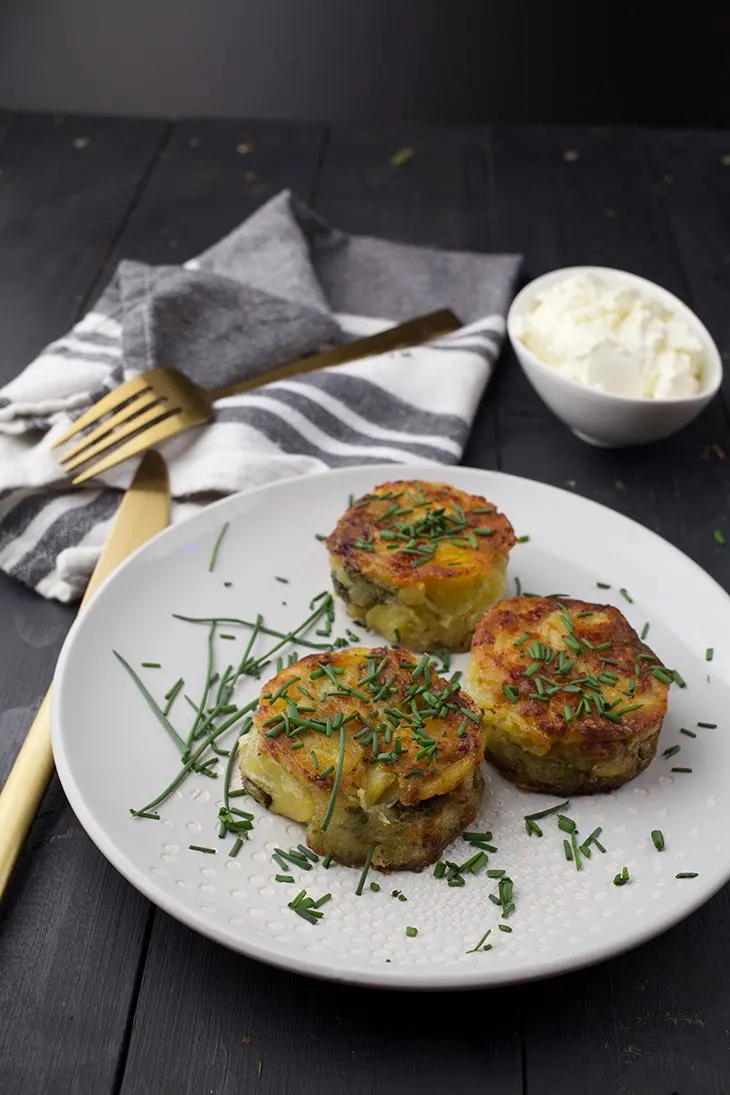 vegan broccoli cakes