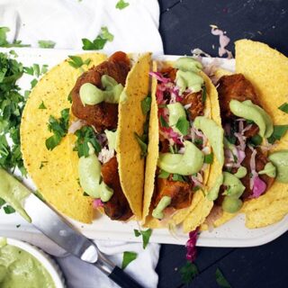 Cauliflower tacos BBQ flavored taco cu conopida