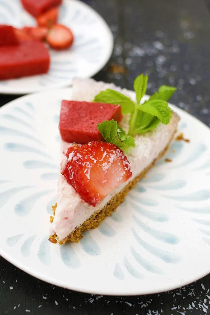 Vegan Strawberry Cheesecake healthy dessert