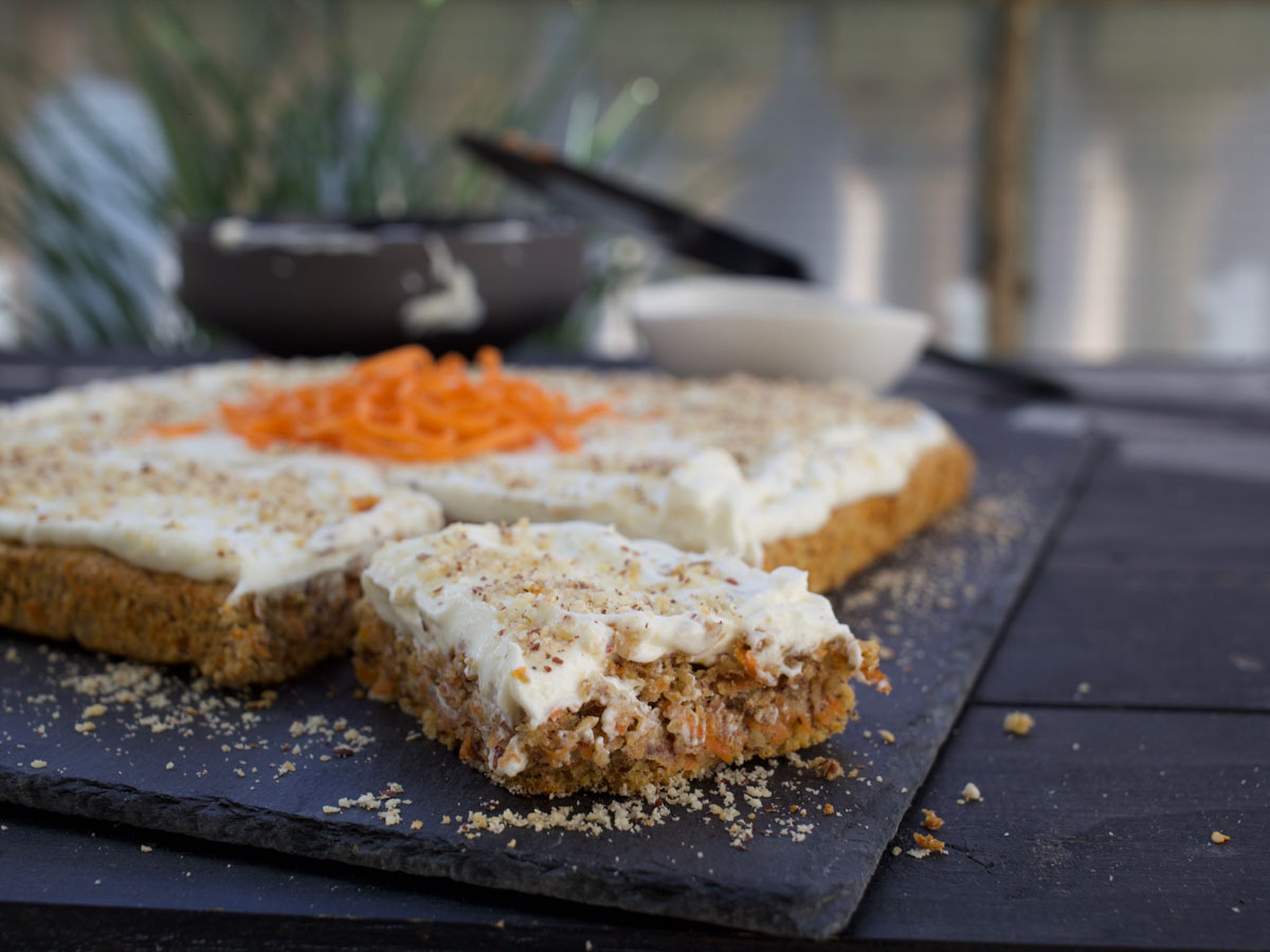 easy Vegan Carrot Cake