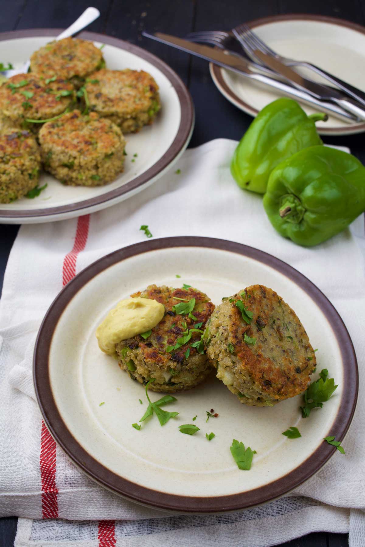 how to make vegan quinoa cakes