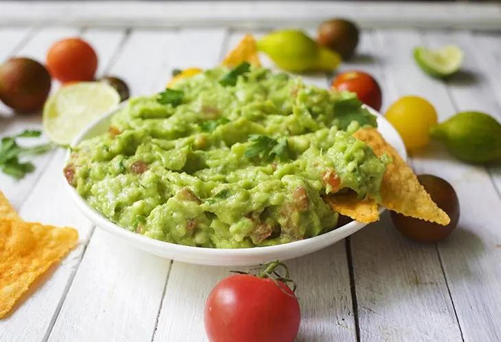 guacamole nachos