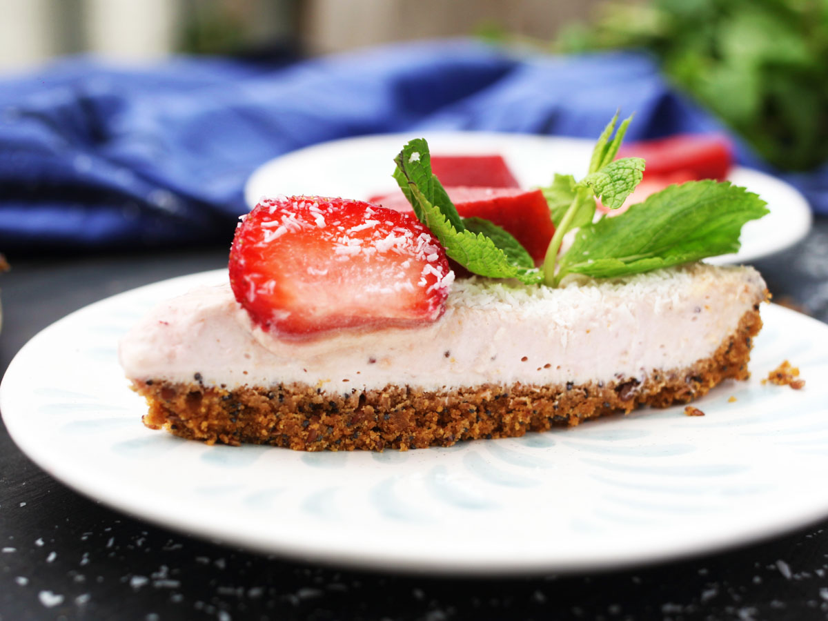 Vegan Strawberry Cheesecake healthy summer dessert