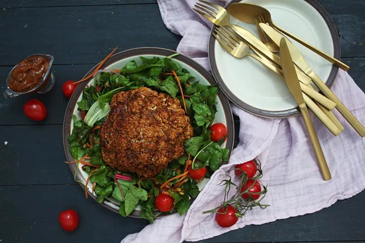 Whole Roasted Cauliflower conopida coapta barbecue