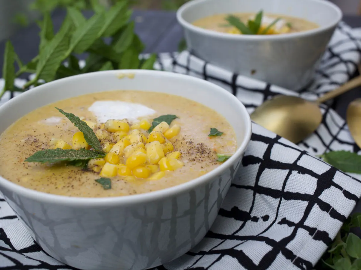 vegan creamy corn chowder recipe