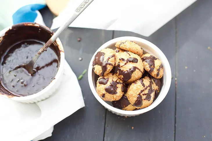 How to make Vegan Macaroons Fluffy Coconut Cookies