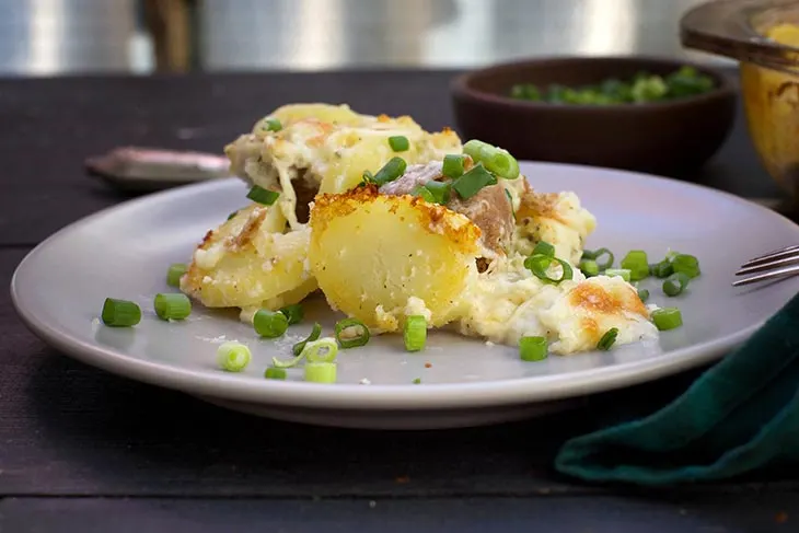 how to make potato and meatballs casserole