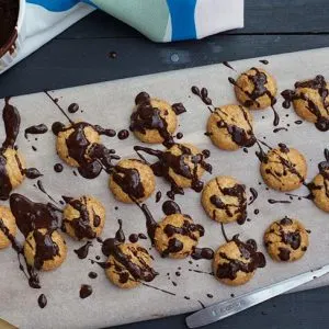 Vegan Macaroons Fluffy Coconut Cookies with Chocolate