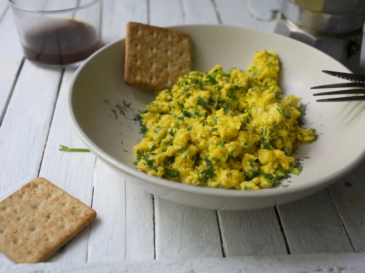 Vegan Scrambled Eggs with tofu