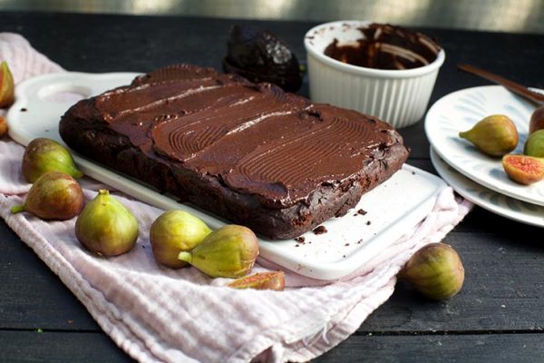 Avocado Brownies - Gourmandelle