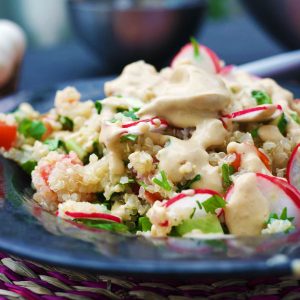 vegan quinoa salad salata cu quinoa reteta