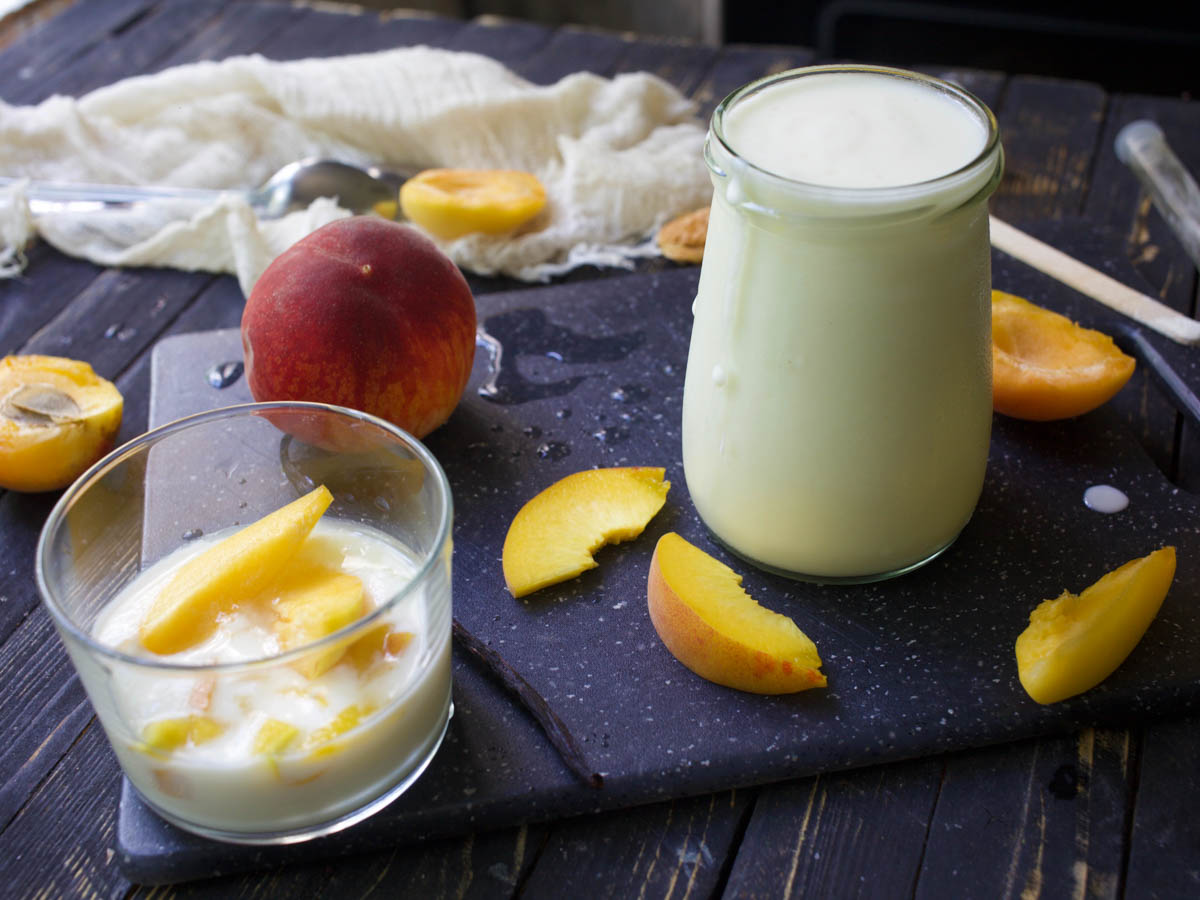 vegan yogurt with fruits