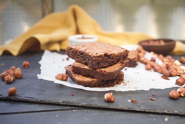Healthy Nutella Brownies with homemade nutella negrese cu nutella