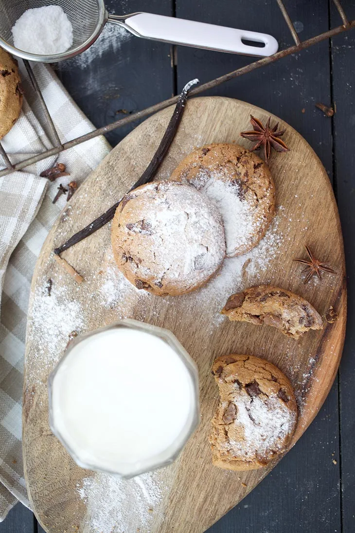 Vegan Pumpkin Cookies with Chocolate Chips