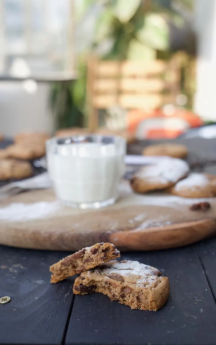 Vegan Pumpkin Cookies with chocolate chips