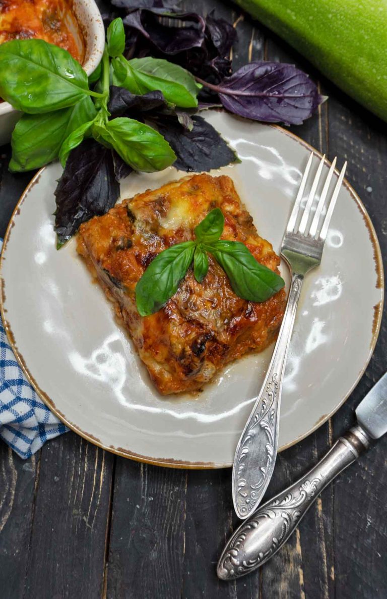 Low Carb Zucchini Lasagna cu dovlecei