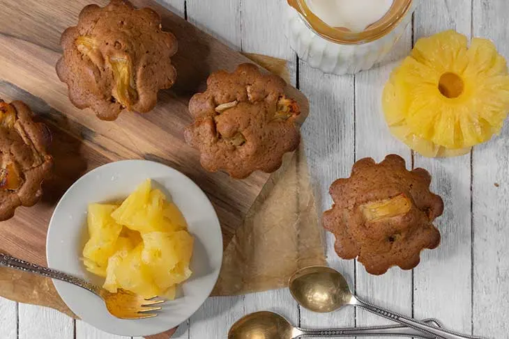 Vegan Pineapple Muffins briose cu ananas reteta desert