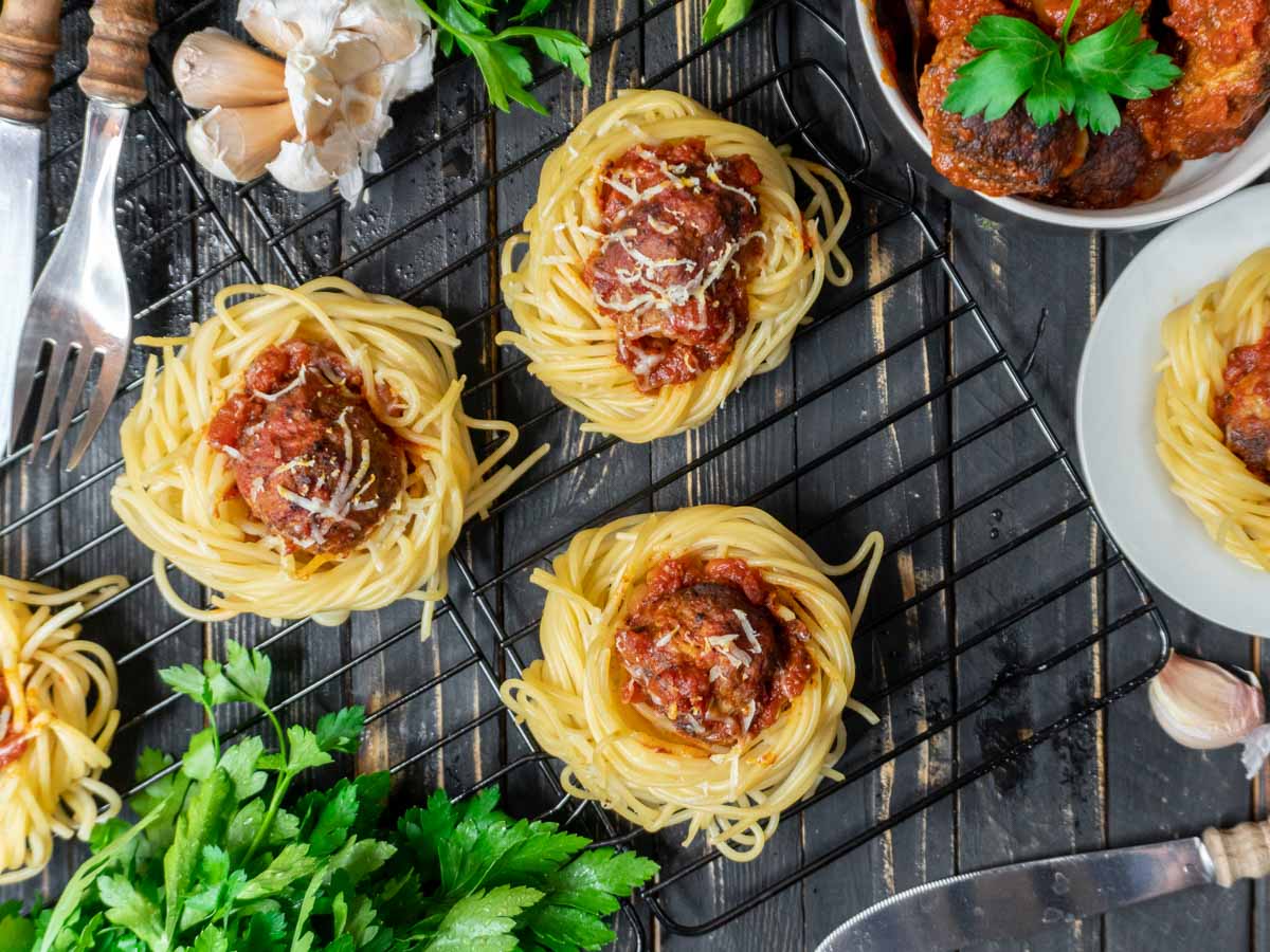 Spaghetti 'Meatball' Cups