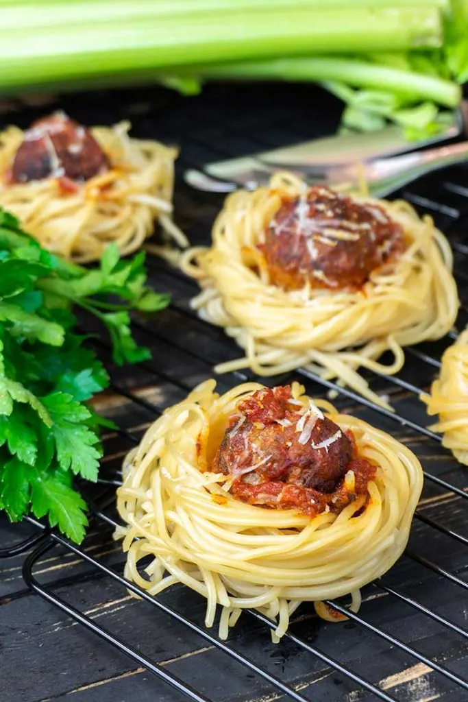 Spaghetti 'Meatball' Nests
