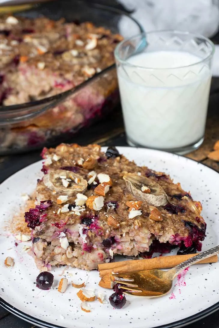 Vegan Baked Oatmeal