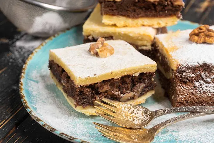 Vegan Chocolate Pie with walnuts