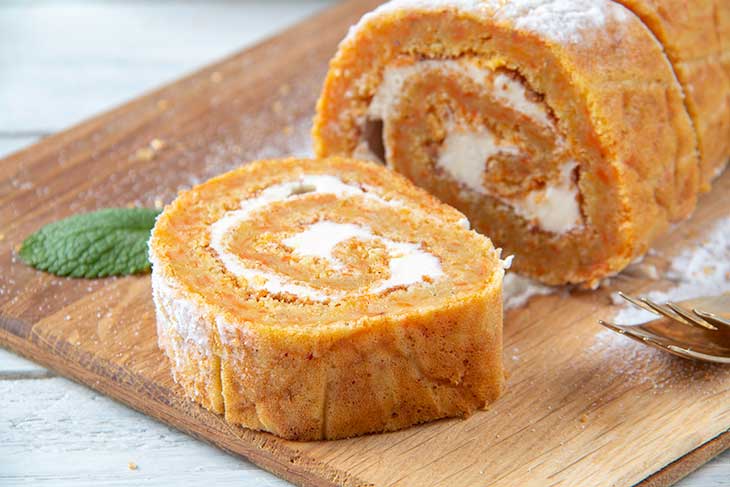 Vegan Carrot Cake Swiss Roll