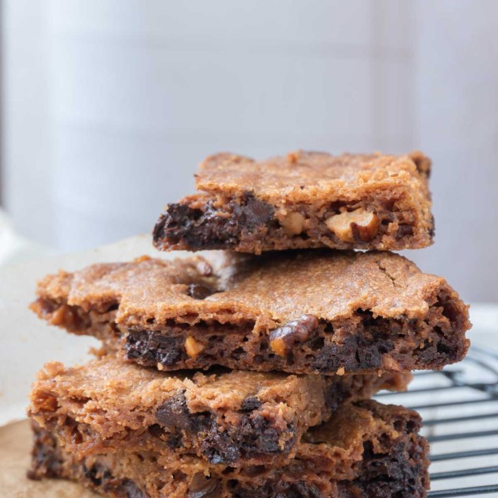 Vegan Chocolate-Chip Blondies