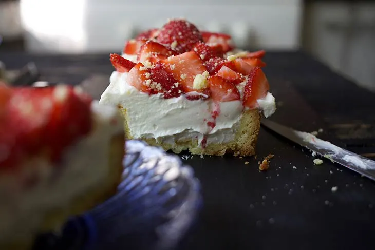 Vegan Strawberry Tart Dessert