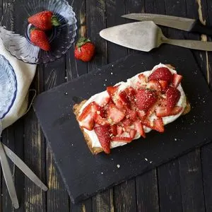 Vegan Strawberry Tart Tarta cu capsuni de post