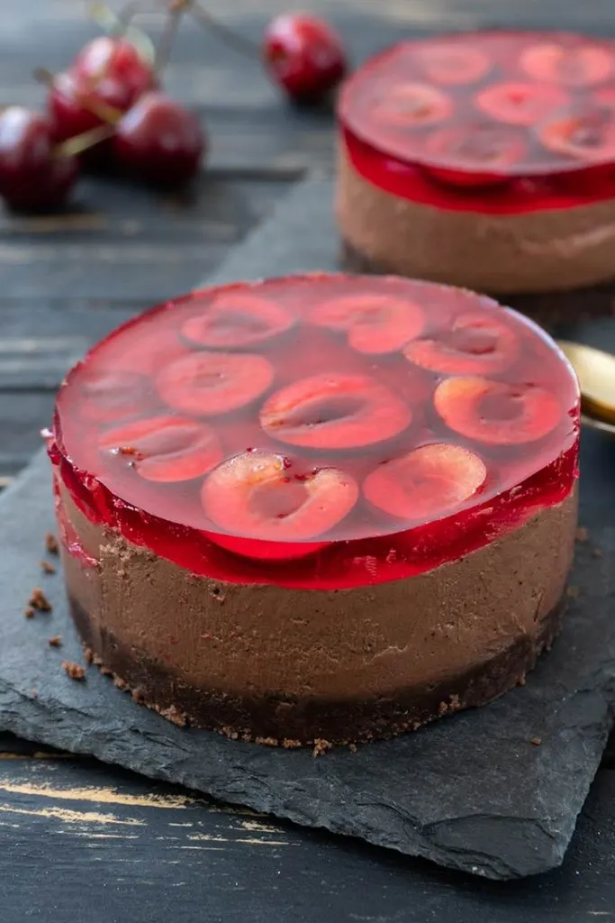 Cherry Chocolate Cheesecake Cheesecake cu cirese si ciocolata