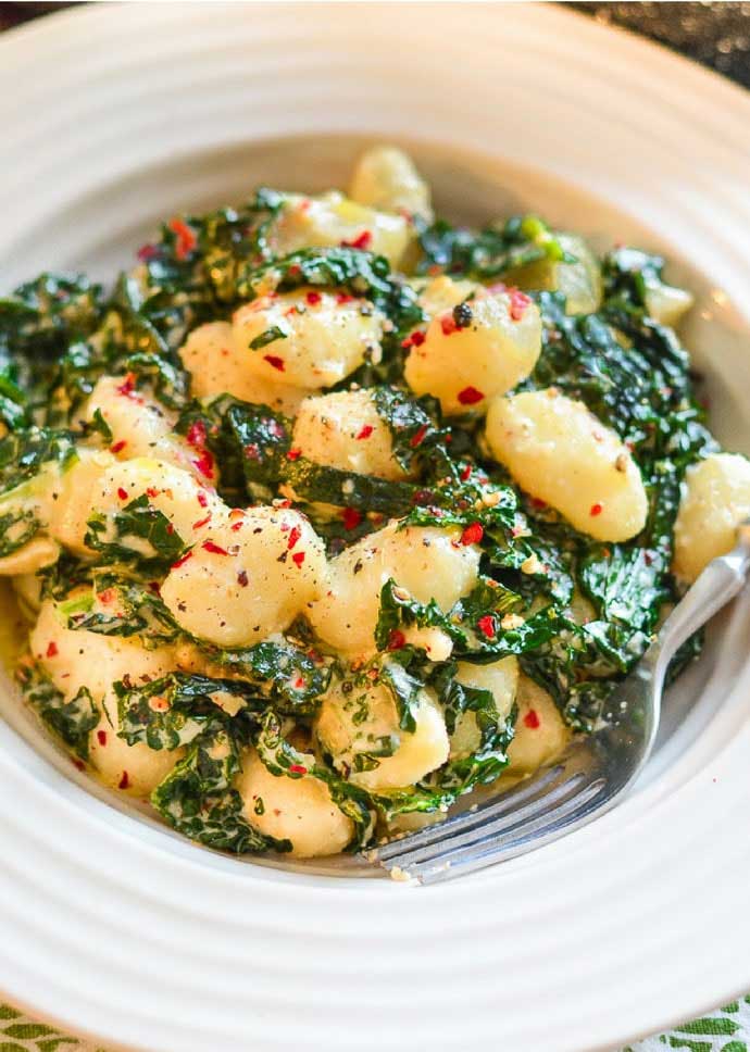 Creamy Vegan Gnocchi with Garlic & Kale