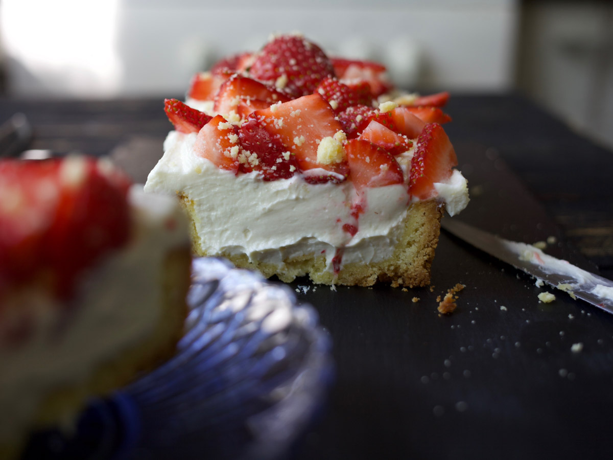 Vegan Strawberry Tart Dessert