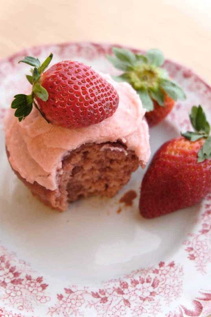 Strawberry Cupcakes – Egg Free Dairy Free Vegan