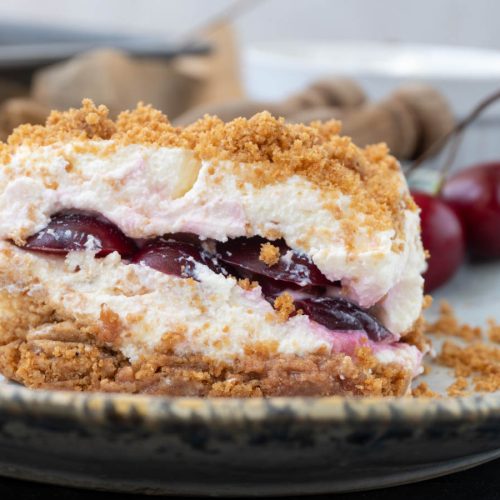 Vegan No-Bake Cherry Cake tort cu cirese
