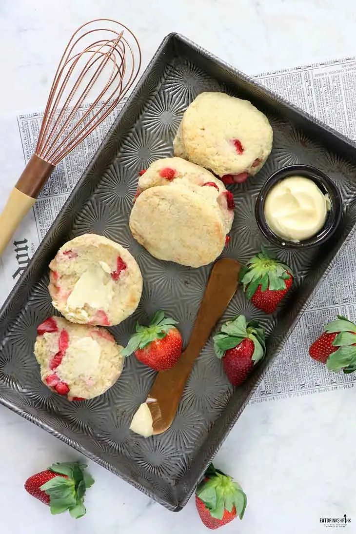 Vegan Strawberry Biscuits