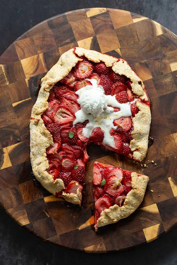 Vegan Strawberry Galette No Oil