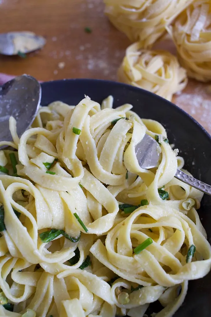 tagliatelle cu hummus