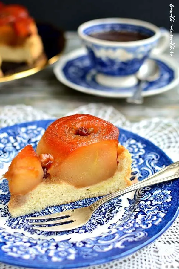 Tort de mere cu caramel - Reteta de post