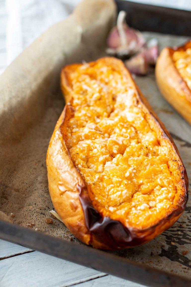 Cheesy Baked Butternut Squash dovleac copt sarat