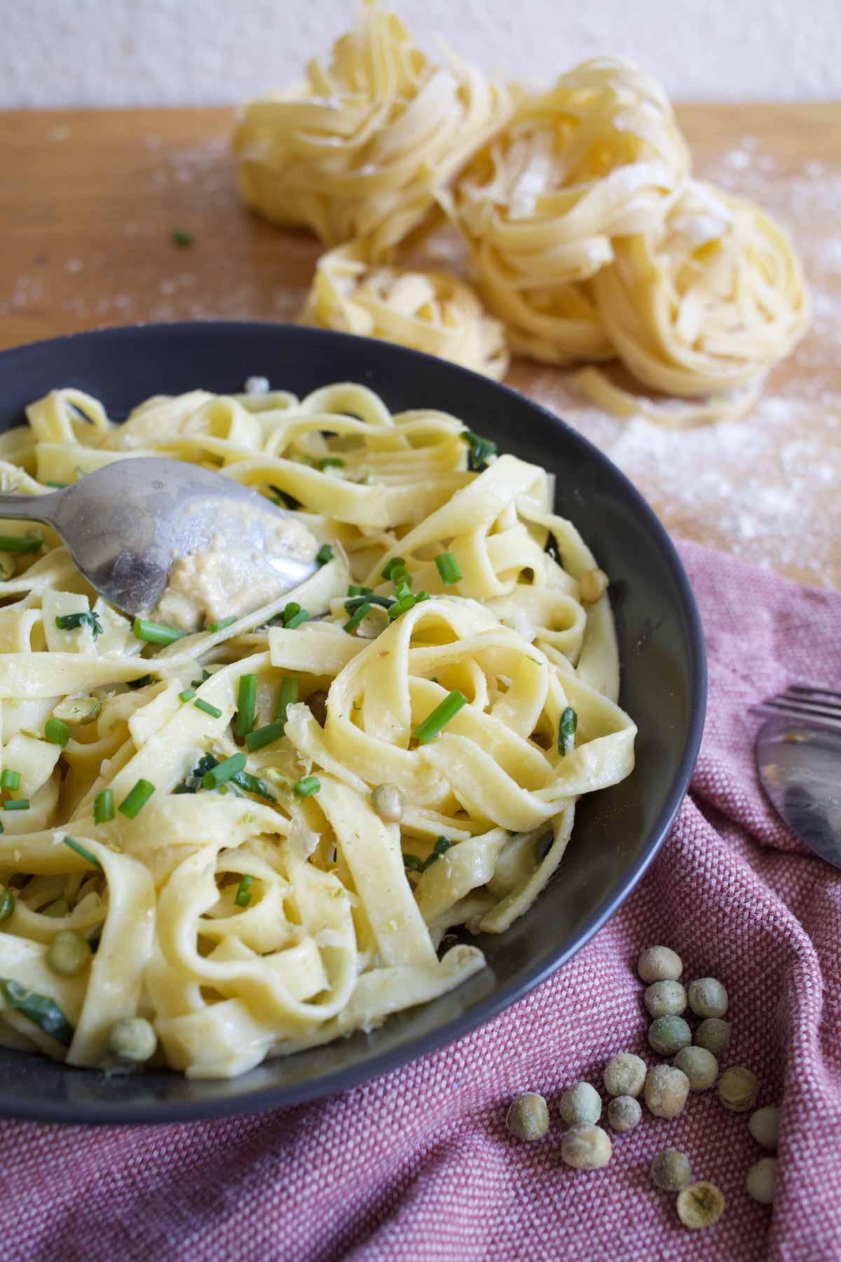 Creamy Hummus Pasta