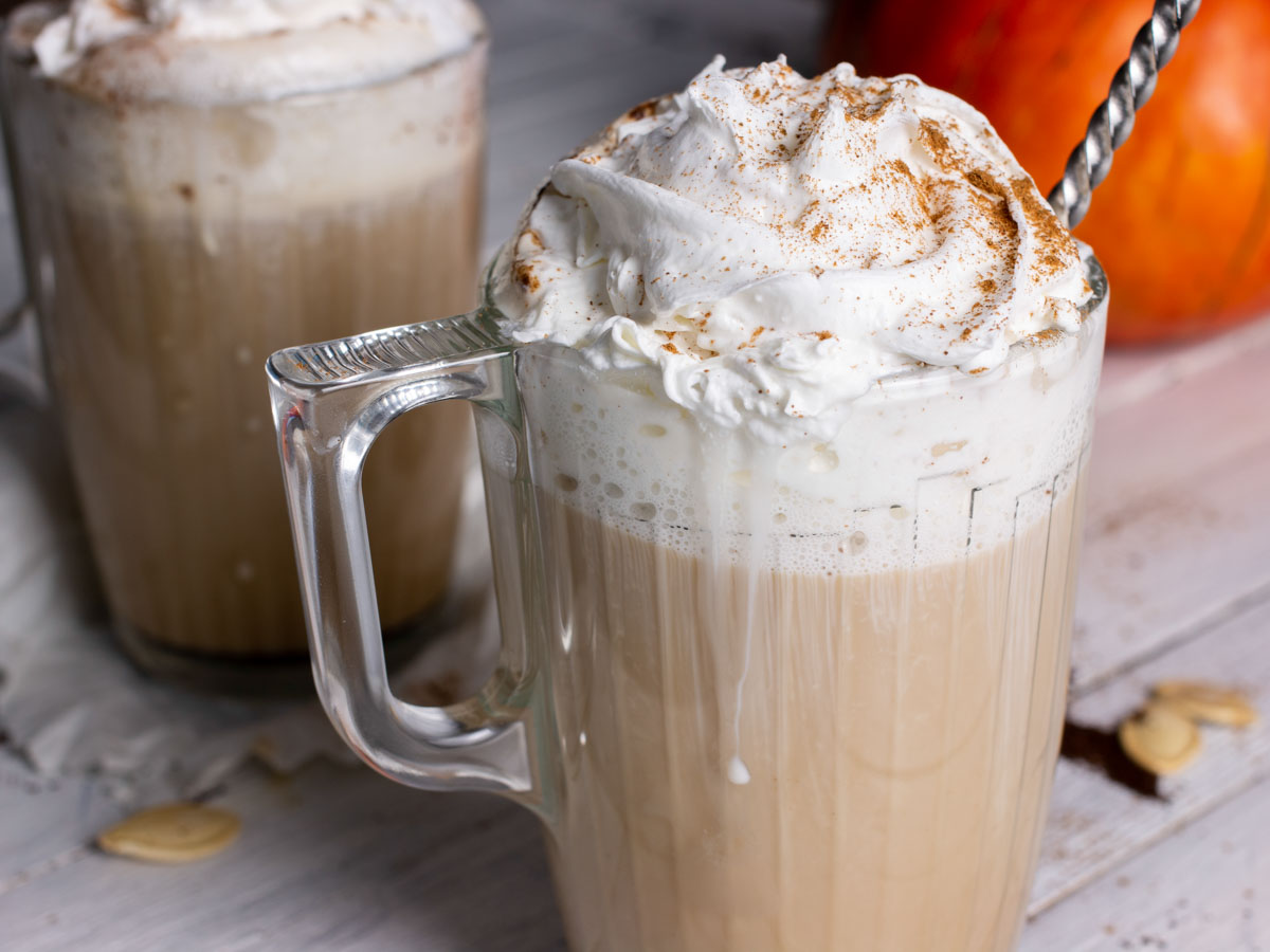 Homemade vegan pumpkin spice latte recipe