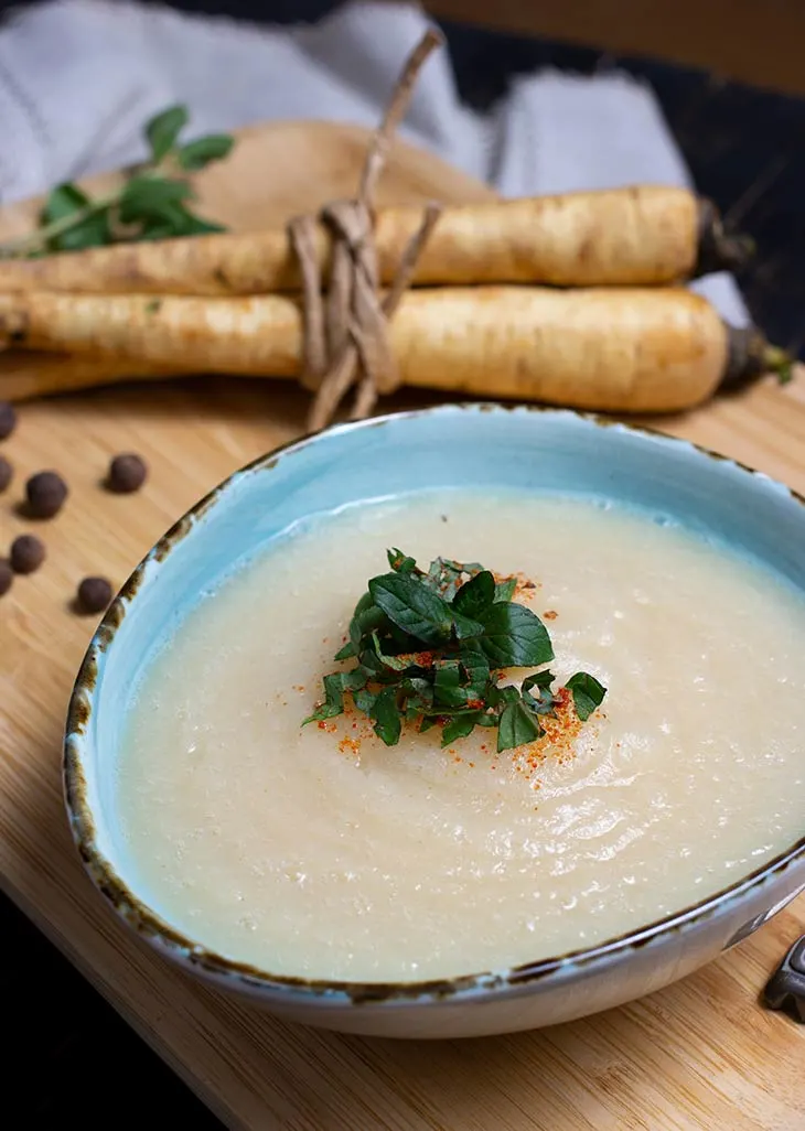 how to make Cream of parsnip soup 