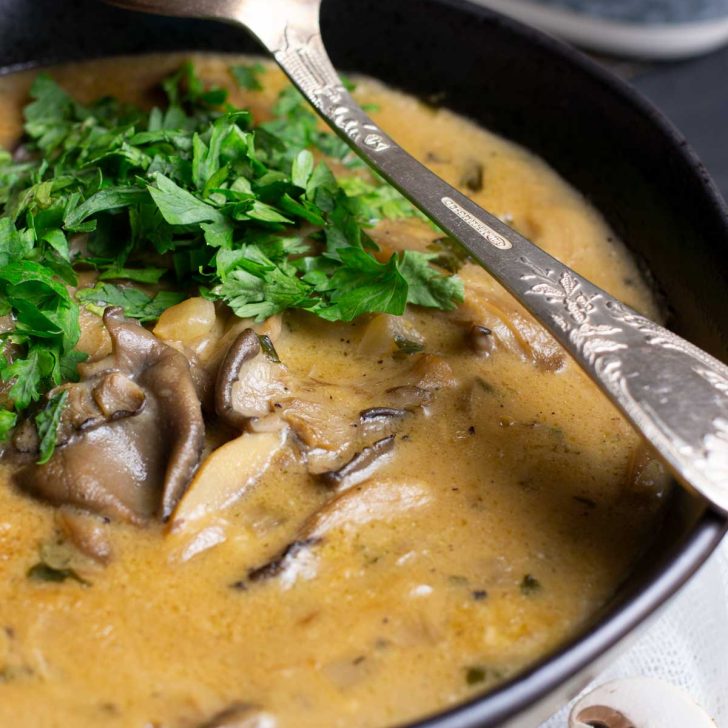 Mixed Mushroom Soup Vegan Recipe Supa cu mix de ciuperci