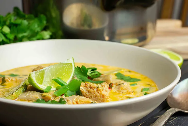 Coconut curry chick'n soup