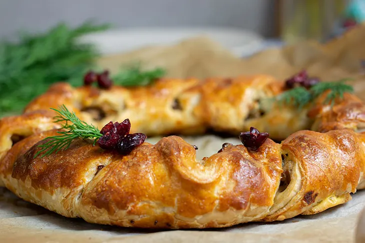 Vegan Veggie-Stuffed Christmas Wreath