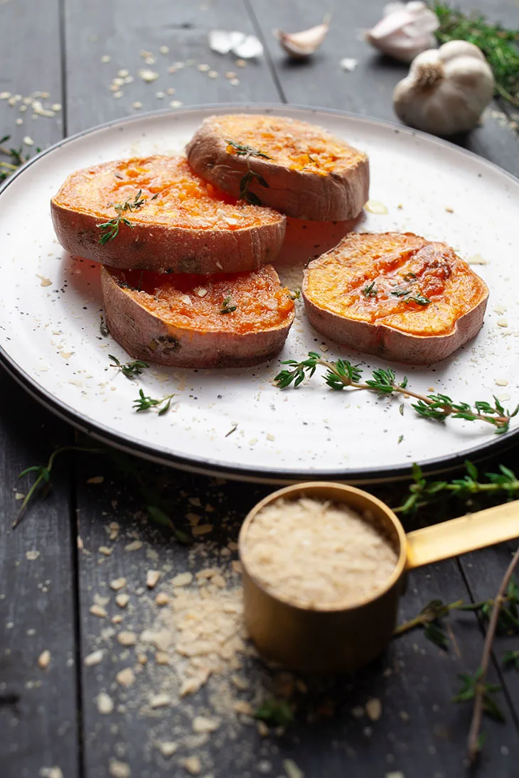 Garlicky Smashed Sweet Potatoes Recipe