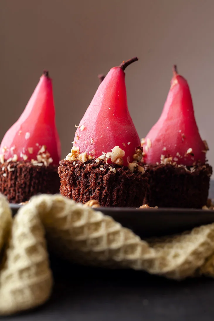 Red Wine poached pears recipe vegan