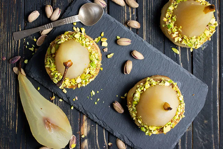 White Wine Poached Pears with Vanilla-Pistachio Blondie